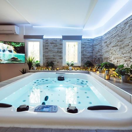 Suite And Spa La Perla Bianca Grabels Exteriér fotografie