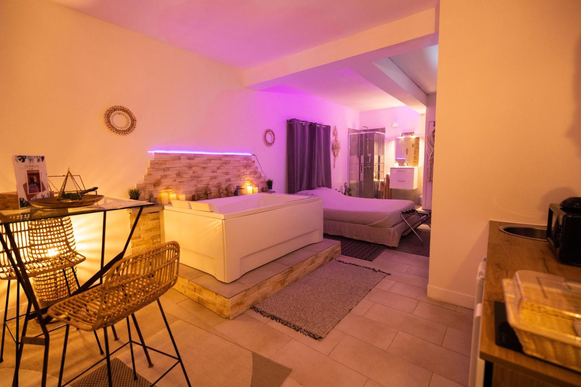 Suite And Spa La Perla Bianca Grabels Exteriér fotografie