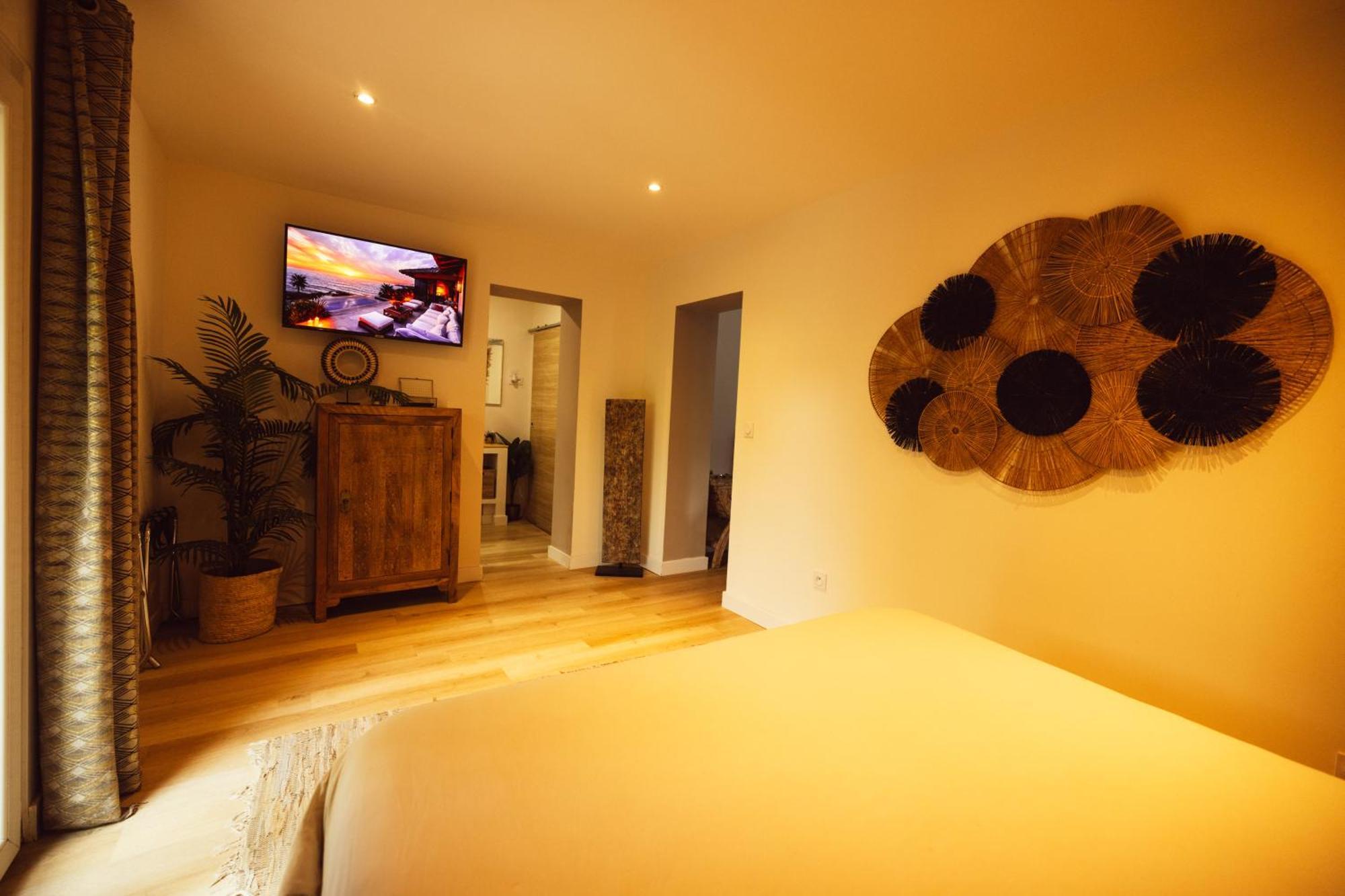Suite And Spa La Perla Bianca Grabels Exteriér fotografie